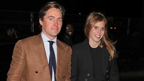 Принцесса Беатрис думает о переезде в США после скандала с участием ее родителей