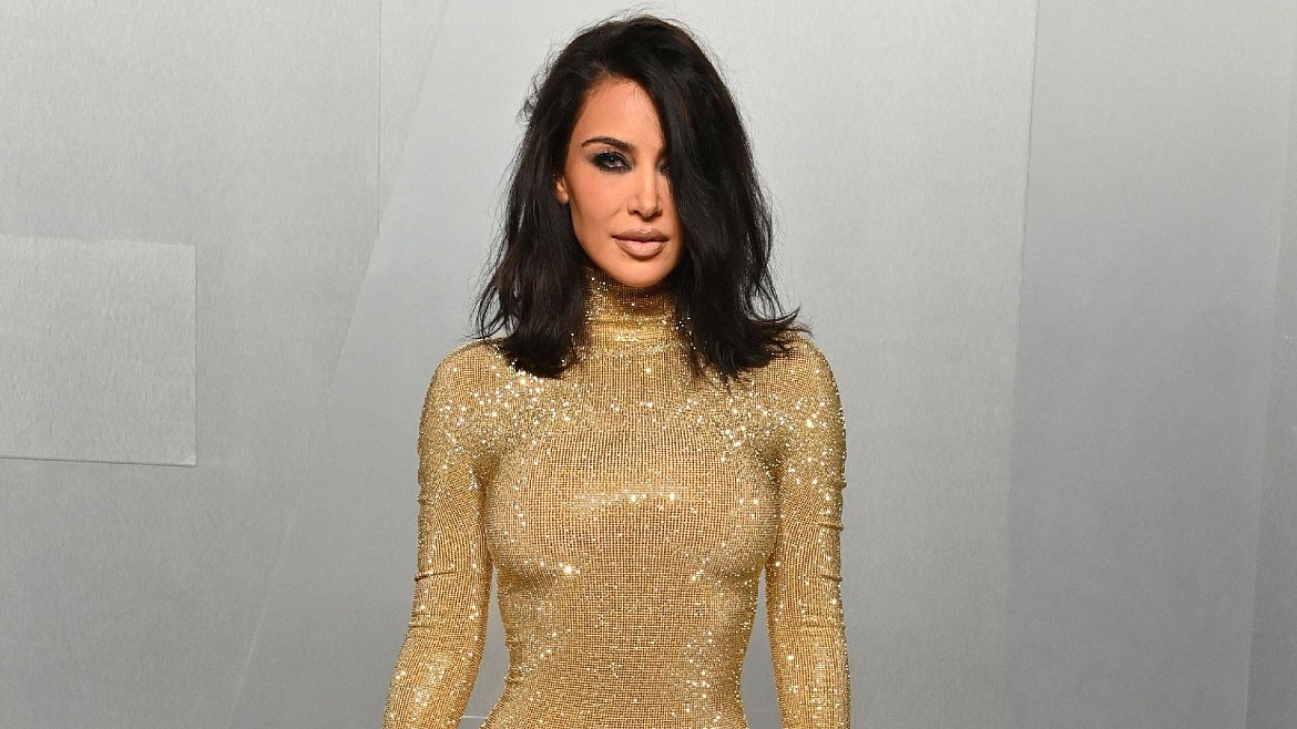 Ким Кардашьян снялась в образе гонщицы на фоне романа с Льюисом Хэмилтоном