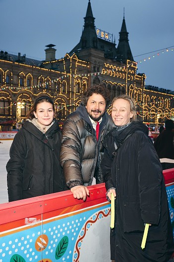 Павел Сафонов и Ольга Ломоносова с дочерью