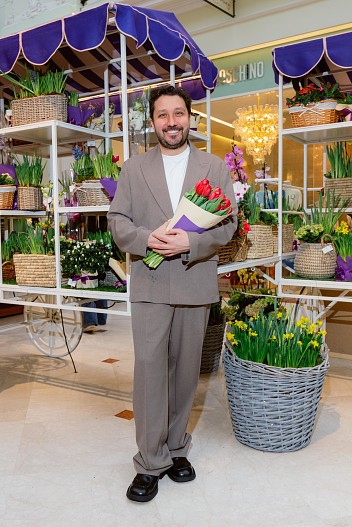 Константин Анисимов