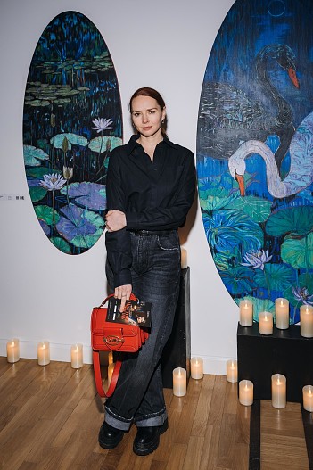 Елена Николаева