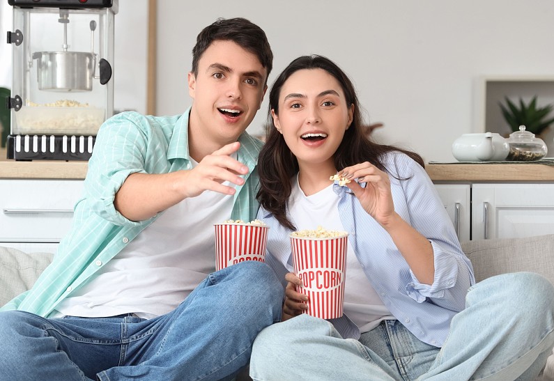 Ко Дню смеха: подборка новых российских комедий