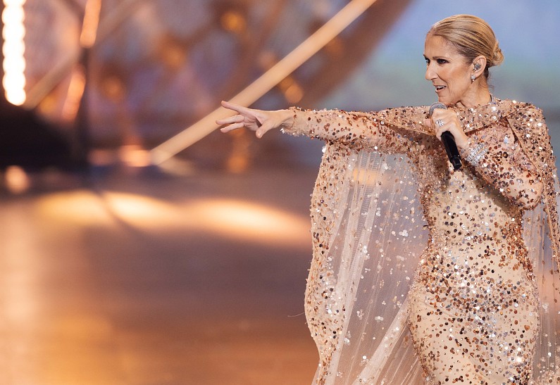 Селин Дион сделала важный шаг в своей карьере на фоне борьбы с синдромом скованности