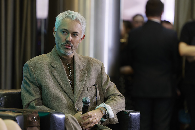 Александр Рогов