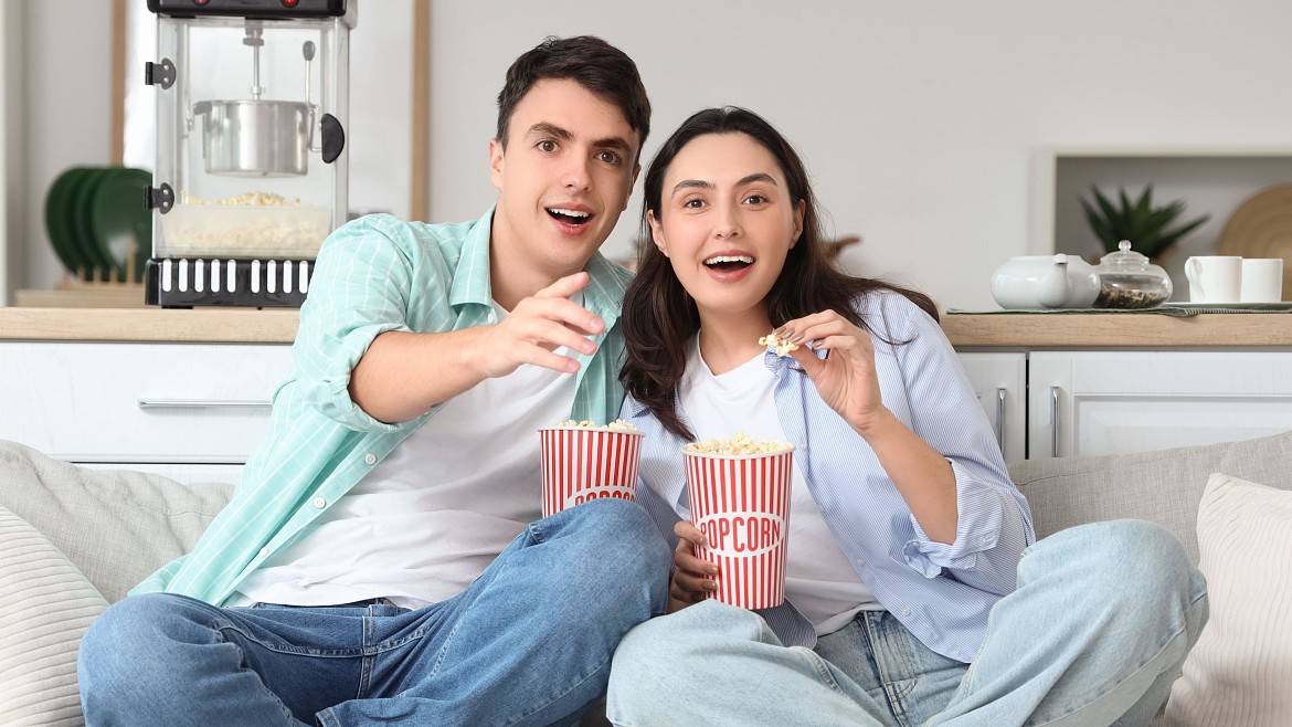 Ко Дню смеха: подборка новых российских комедий