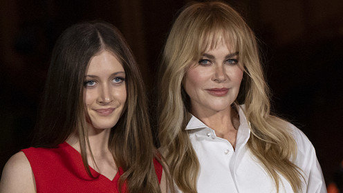 Поклонники высмеяли модельную проходку дочери Николь Кидман