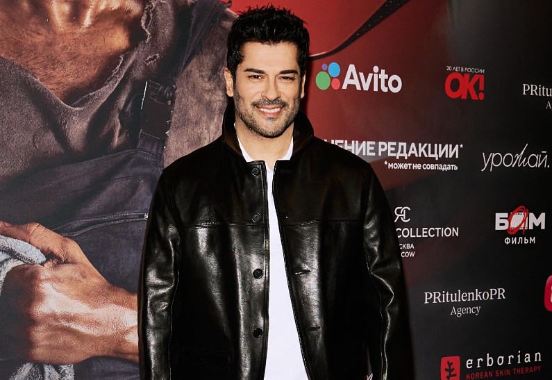 Аня Покров, Наталья Земцова, Елена Кулецкая и другие гости премьеры моноспектакля «Самая красивая девушка Стамбула» с Бураком Озчивитом