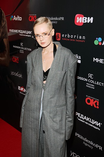 Инна Комбарова