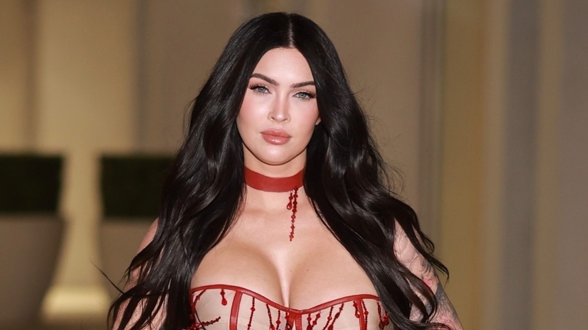 Меган Фокс впервые за несколько месяцев вернулась в соцсети