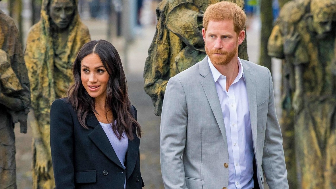 Принц Гарри и Меган Маркл предложили принцессам Беатрис и Евгении убежище в США