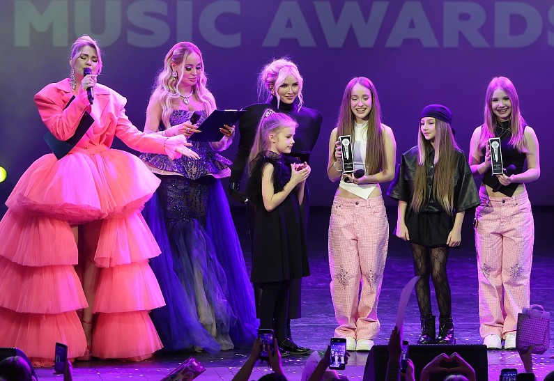 Музыкальная премия блогеров (BLOGGERS MUSIC AWARDS): объединяя сцену и соцсети — создаём новую музыку!