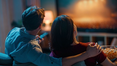 Весне дорогу: 7 фильмов и сериалов для просмотра на мартовских выходных