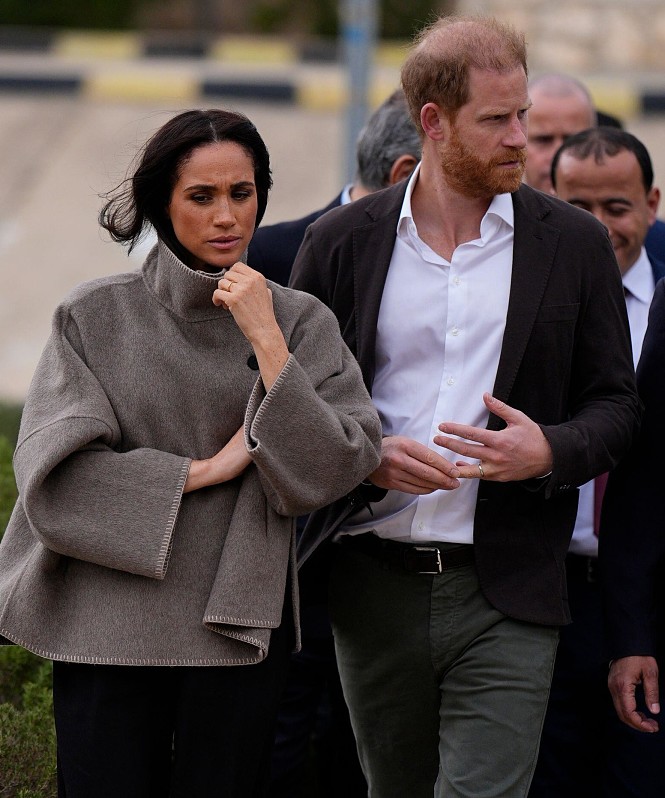 Принц Гарри и Меган Маркл опасаются, что Сара Фергюсон в отчаянии может раскрыть их секреты