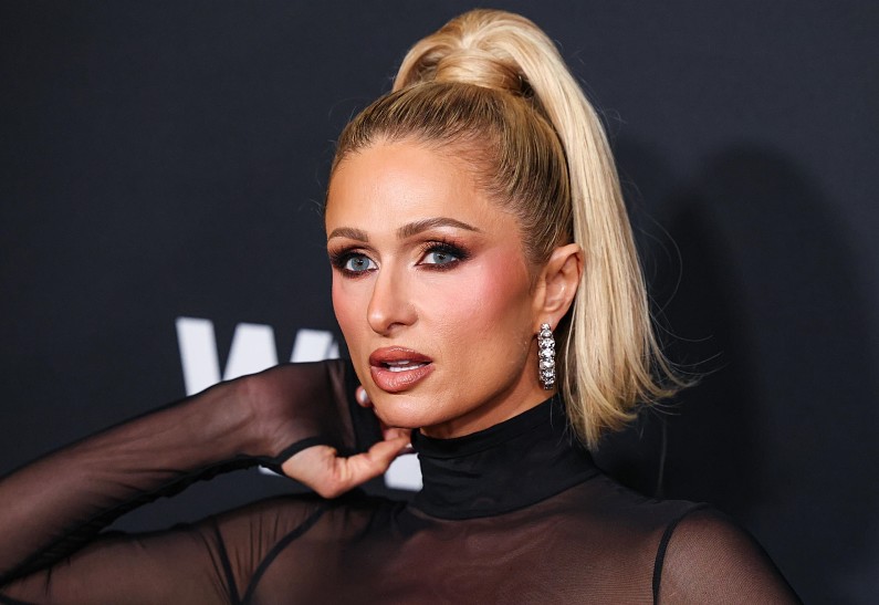 Пэрис Хилтон разделась для жаркой промо-кампании собственного бренда