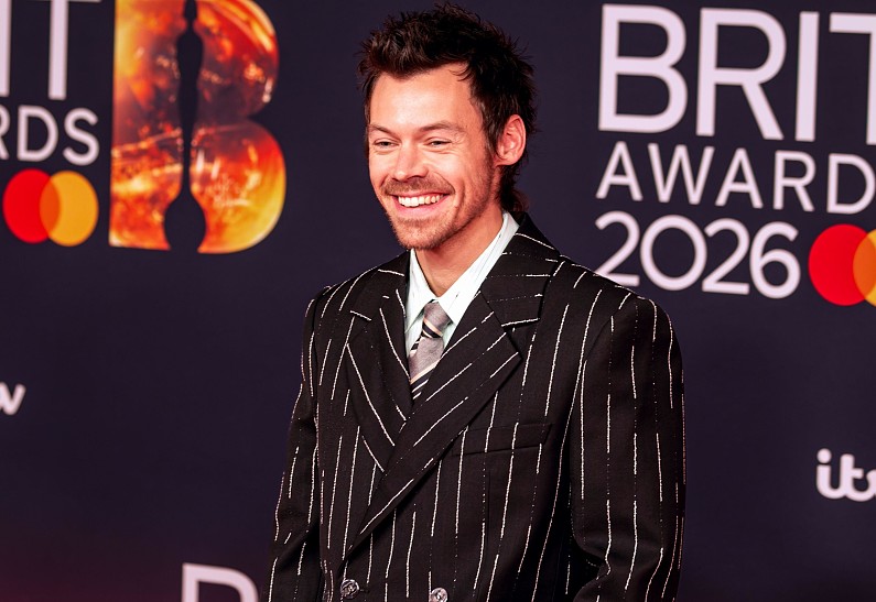 Мама Гарри Стайлса поддержала Зои Кравиц на фоне слухов о романе с ее сыном