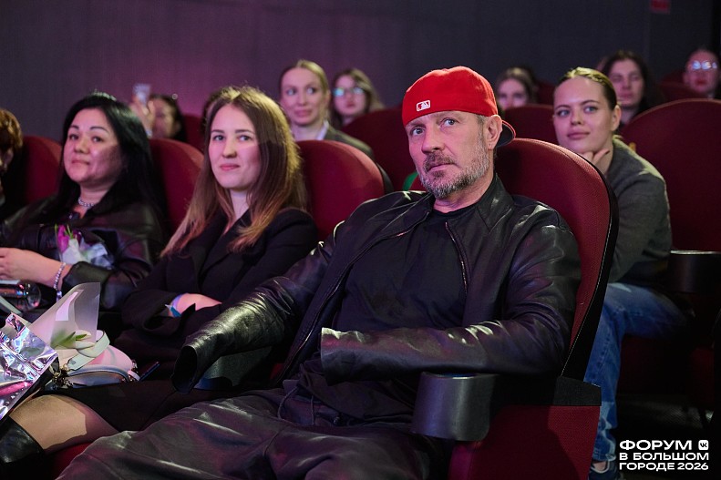 Роман Костомаров