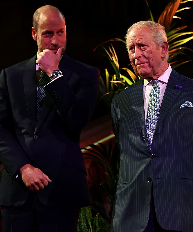 Король Карл III готовит принца Уильяма к престолу через психологическую закалку