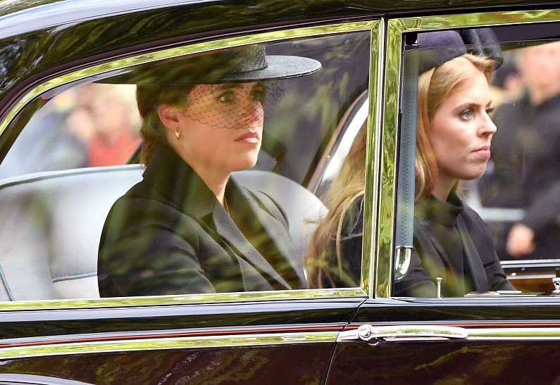 Кейт Миддлтон сторонится принцесс Беатрис и Евгении