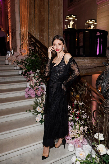 Анна Тихомирова