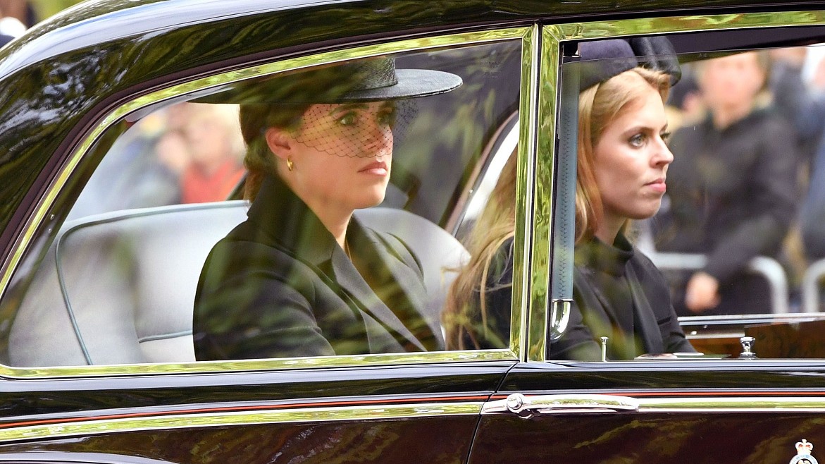 Кейт Миддлтон сторонится принцесс Беатрис и Евгении