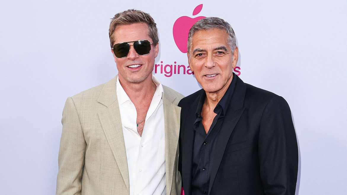 По стопам Брэда Питта: Джордж Клуни осваивает профессию винодела вслед за лучшим другом