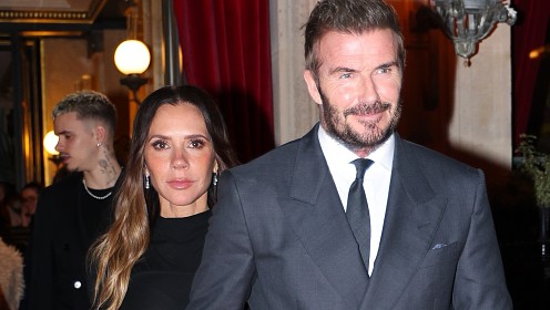 Семейный кризис или смена имиджа? Виктория Бекхэм удалила памятные тату, посвященные мужу