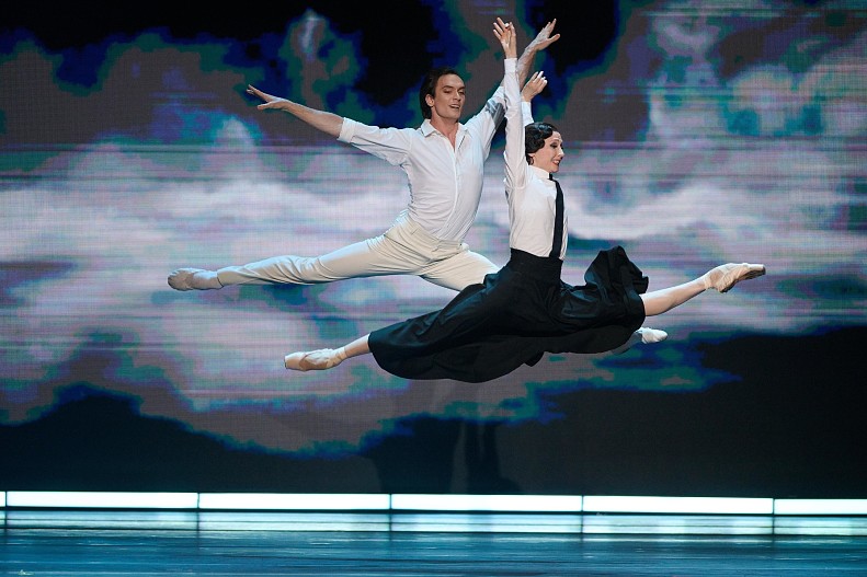 Артемий Беляков, Светлана Захарова