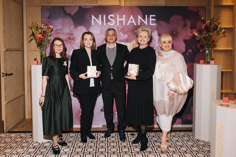 Альфия Джаманкеева (NISHANE), Марина Бутовская (ЦУМ ), Эльмар Велиев (NISHANE), &nbsp;Диана Еремина (ЦУМ), Наталия Исакова