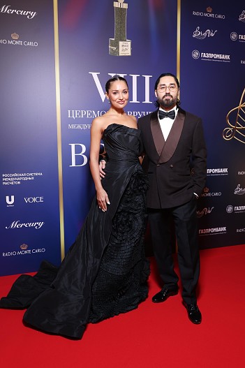 Мария Мельникова и Мот