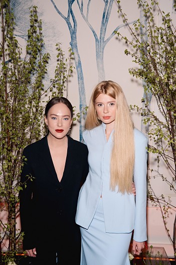 Аглая Тарасова, Анастасия Уколова