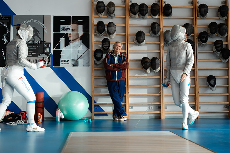 Юрий Стоянов