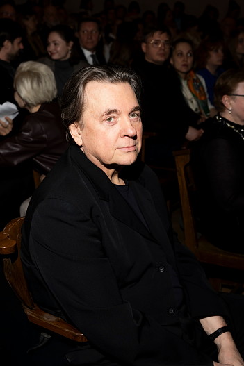 Константин Эрнст