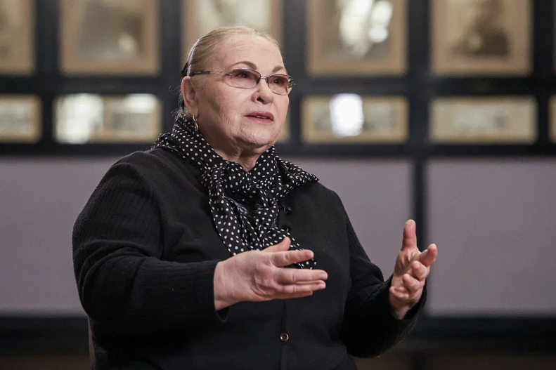 Нина Усатова