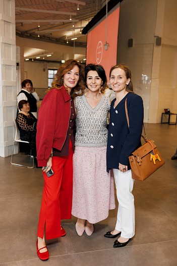 Диана Джанелли, Аида Вульфова, Анастасия Винокур