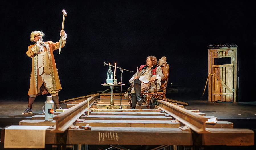 Сцена из спектакля «Моцарт и Сальери»