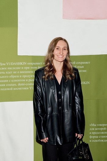 Анастасия Винокур