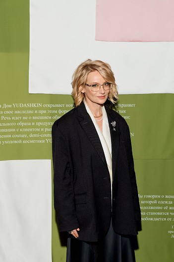 Эвелина Хромченко