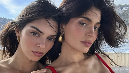 Кайли Дженнер публично отчитала Кендалл