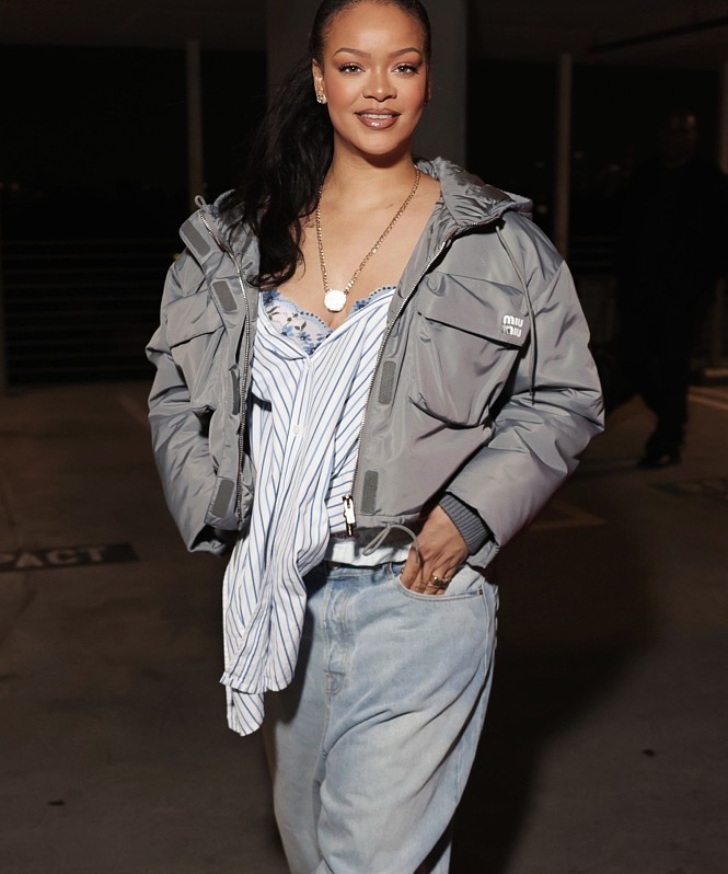 Рианна стала первой женщиной в списке лучших исполнителей современности