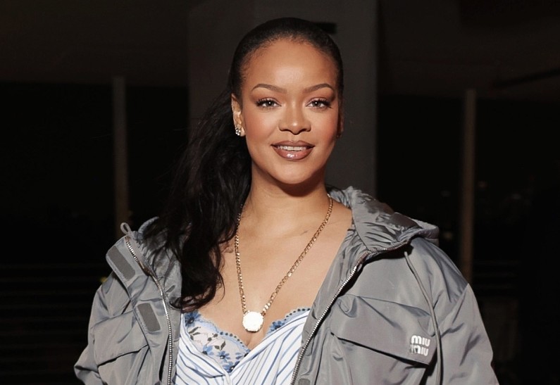 Рианна стала первой женщиной в списке лучших исполнителей современности