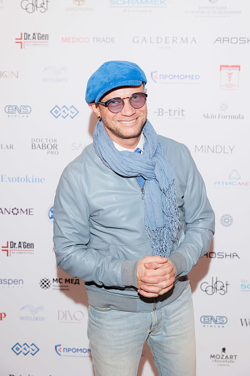 Митя Хрусталев