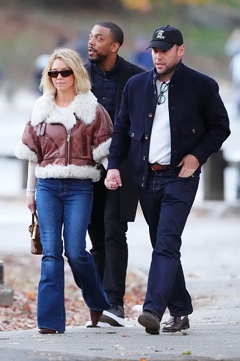 Сидни Суини и Скутер Браун