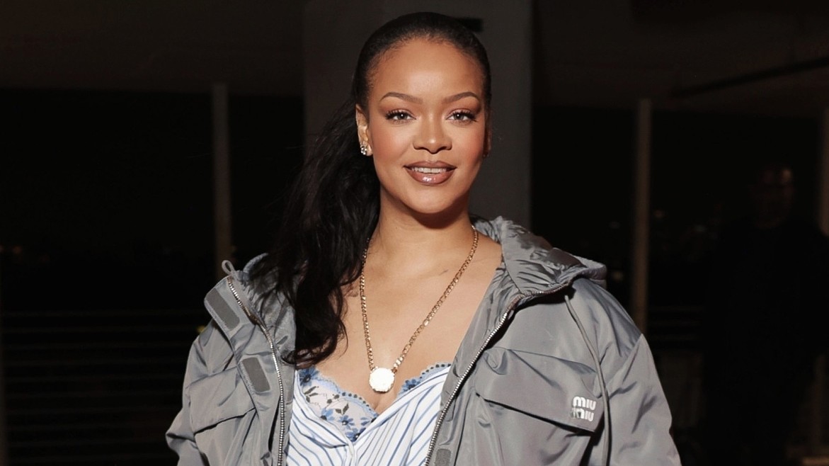 Рианна отреагировала на слухи о своей четвертой беременности