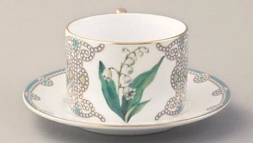 В Универмаге «Au Pont Rouge. У Красного моста» открывается весенний Пасхальный корнер Purple Magic