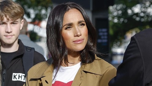 Меган Маркл осудили за использование драгоценностей принцессы Дианы во время тура по Австралии