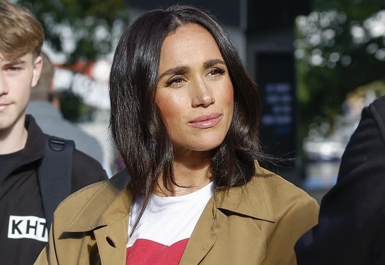 Меган Маркл осудили за использование драгоценностей принцессы Дианы во время тура по Австралии