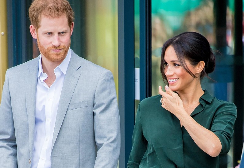 Меган Маркл и принц Гарри вернулись домой из Австралии и обнаружили приятный сюрприз от Арчи и Лилибет