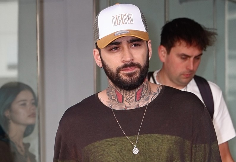 Зейн Малик отменил выступление, чтобы пройти лечение у ведущего кардиолога