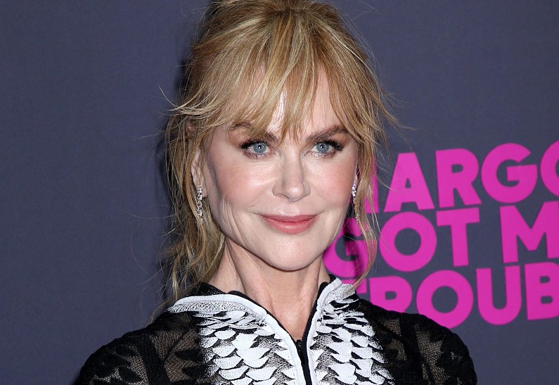 Дочь Николь Кидман блистала на выпускном балу в платье от Oscar de la Renta