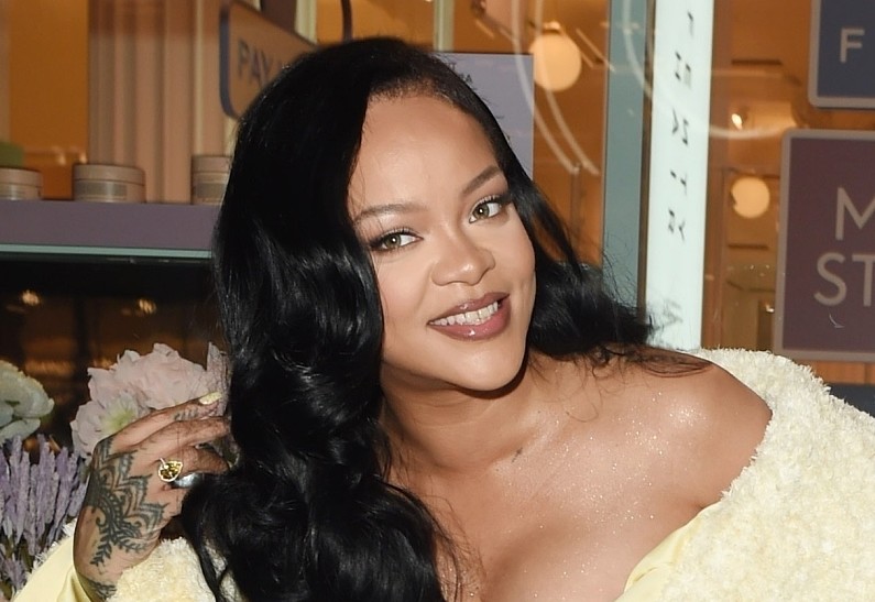 Рианна снялась в первой совместной фотосессии с дочерью для обложки W Magazine